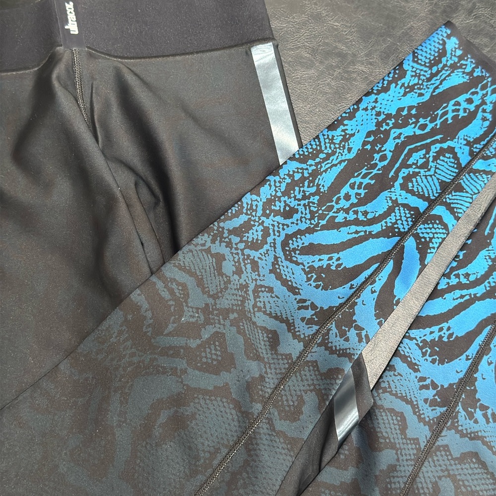 Ultracor Black and Blue Patterned Leggings